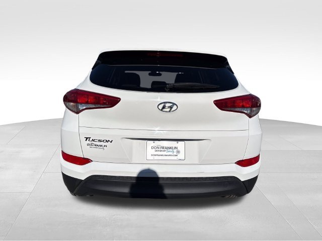 Used 2016 White Hyundai SE image 4