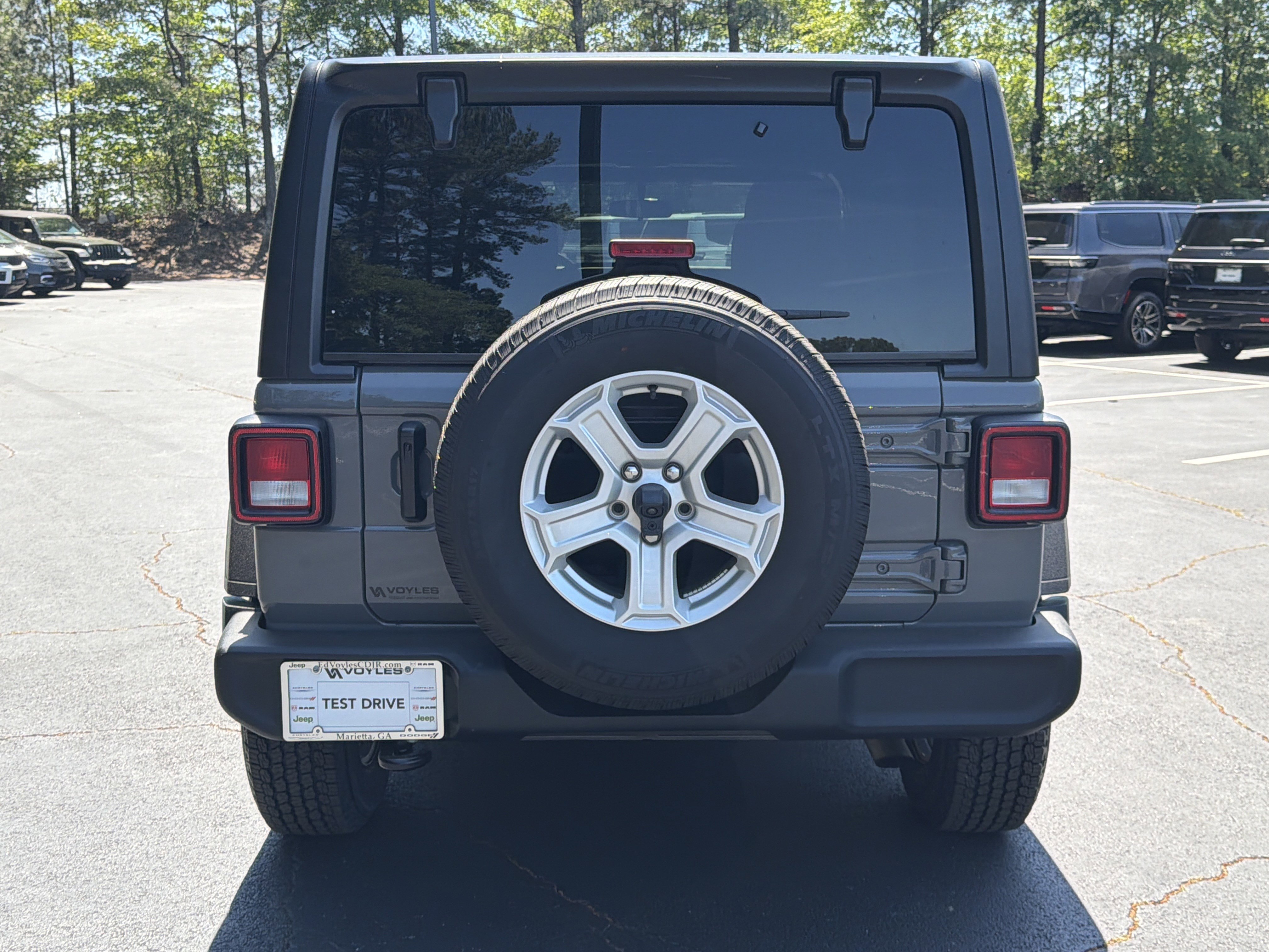 Used 2022 Sting-Gray Clearcoat Jeep Unlimited Sport S image 7