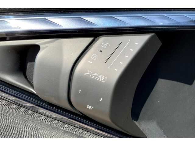 New 2025 Dark Graphite Metallic BMW 30 xDrive image 18