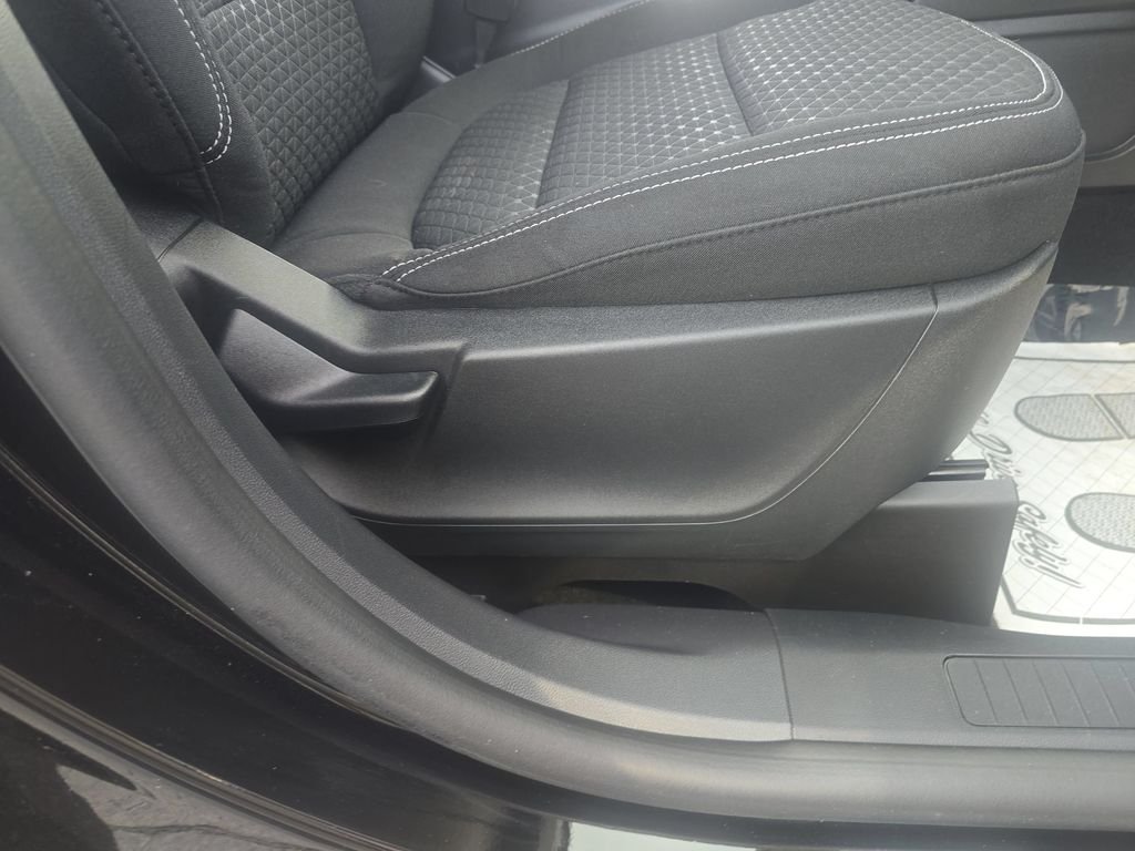 Used 2023 Black Metallic Ford Active image 36