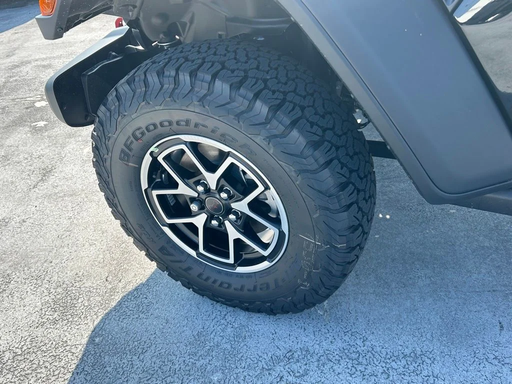 Used 2024 Black Jeep Rubicon image 14