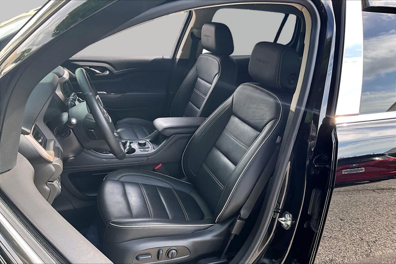 Used 2023 Ebony Twilight Metallic GMC Denali image 8