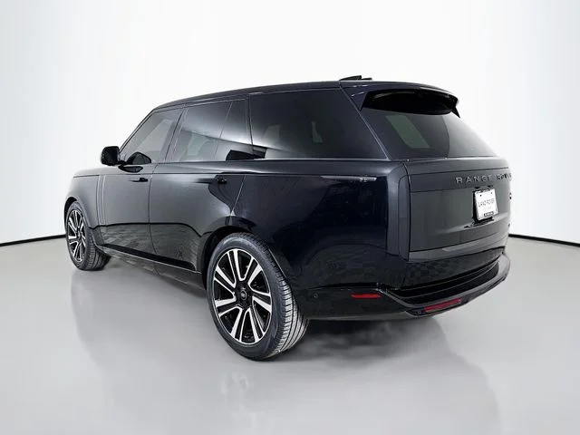 Used 2023 Black Land Rover SE image 7