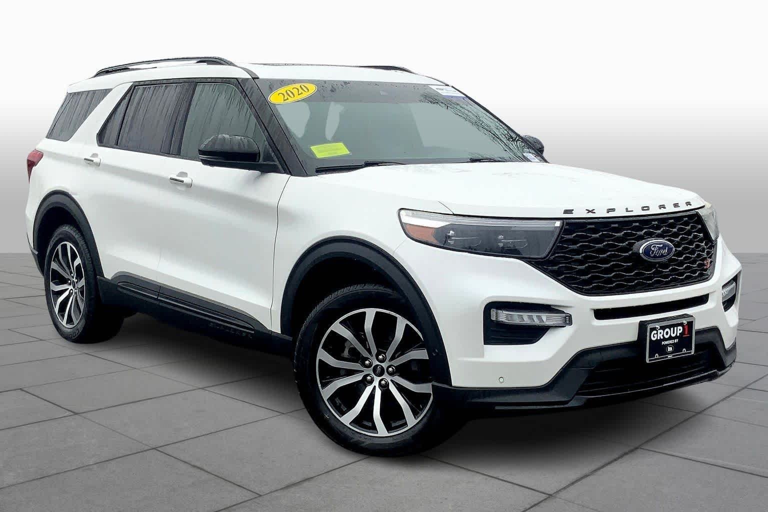 Certified Used 2020 Star White Metallic Tri-Coat Ford ST image 3