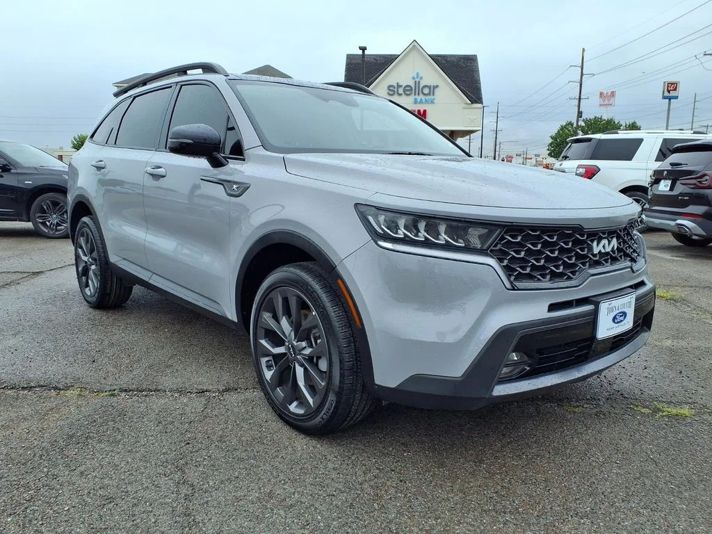 Used 2023 Gray Kia X-Line EX image 17