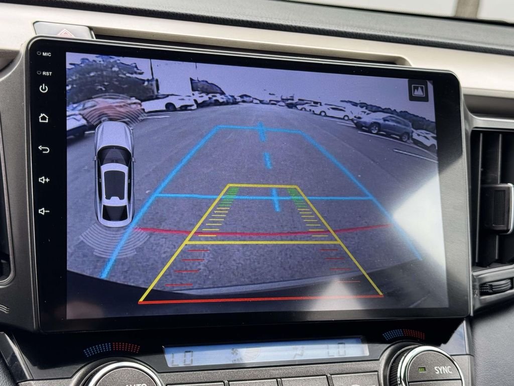 Used 2014 Black Toyota XLE image 4
