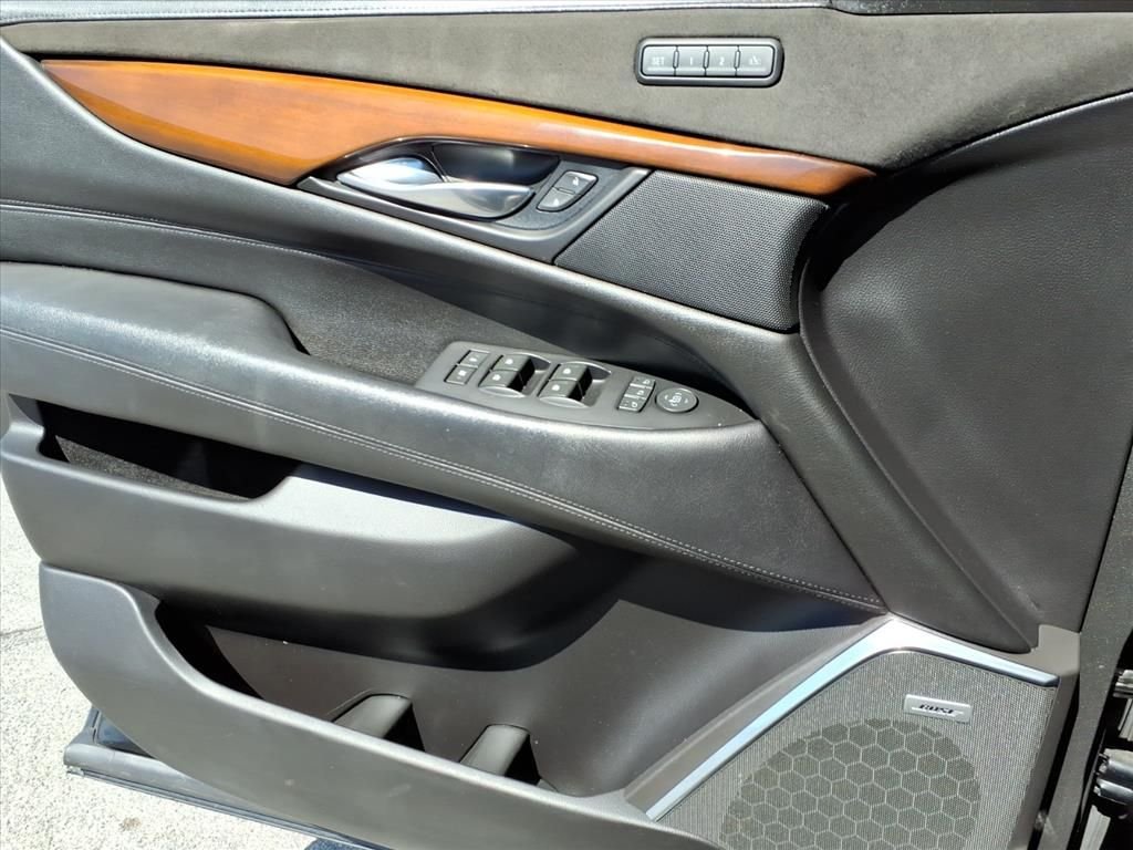 2018 Cadillac Escalade Premium Luxury - Photo 18