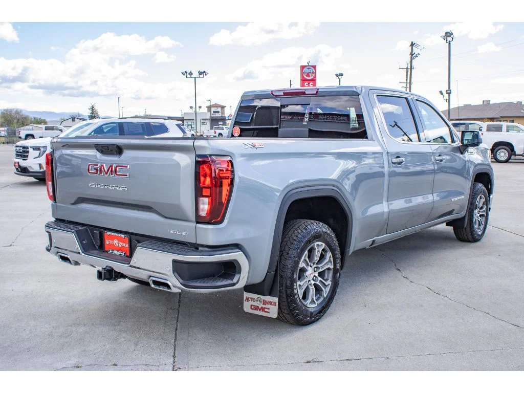 2026 GMC Sierra 1500 SLE - Photo 8