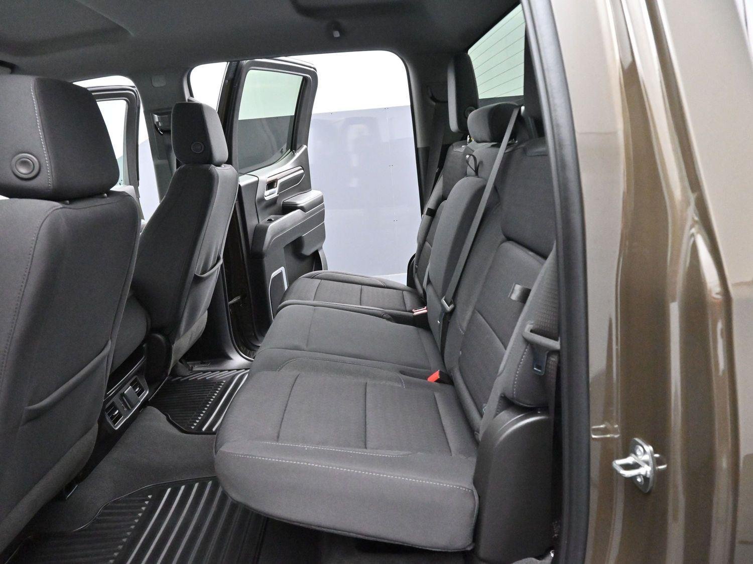 Used 2023 Deep Bronze Metallic GMC Elevation image 27