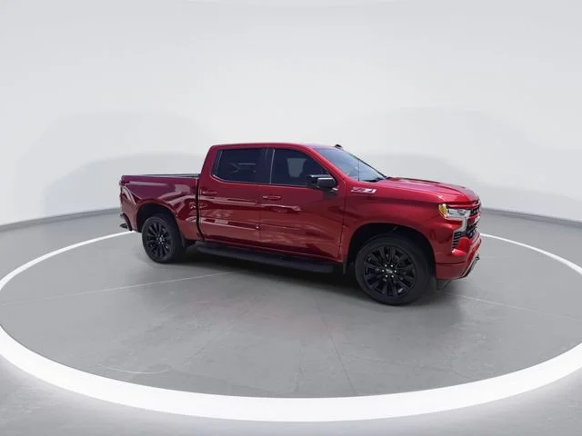 Used 2024 Red Chevrolet RST image 9