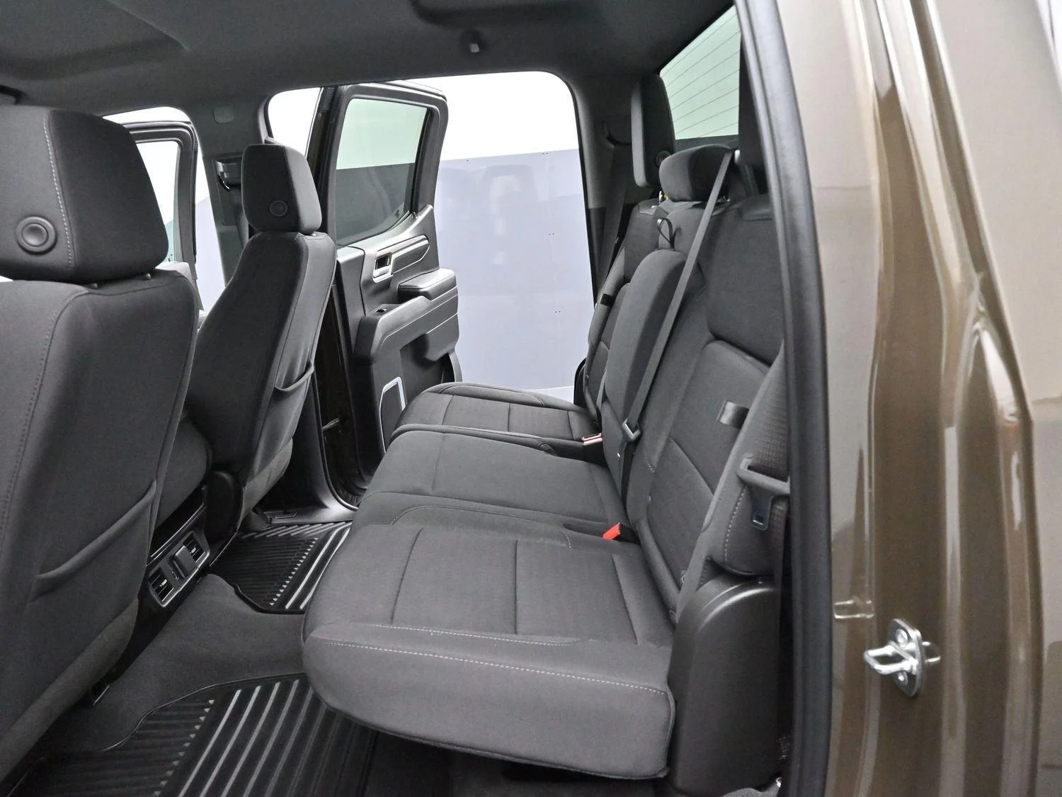 Used 2023 Deep Bronze Metallic GMC Elevation image 27