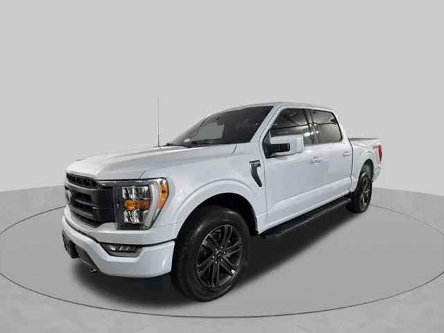 Used 2022 White Ford Lariat image 4