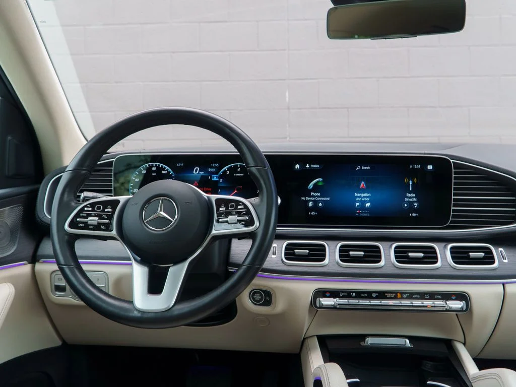 Used 2022  Mercedes-Benz GLS 450 image 23
