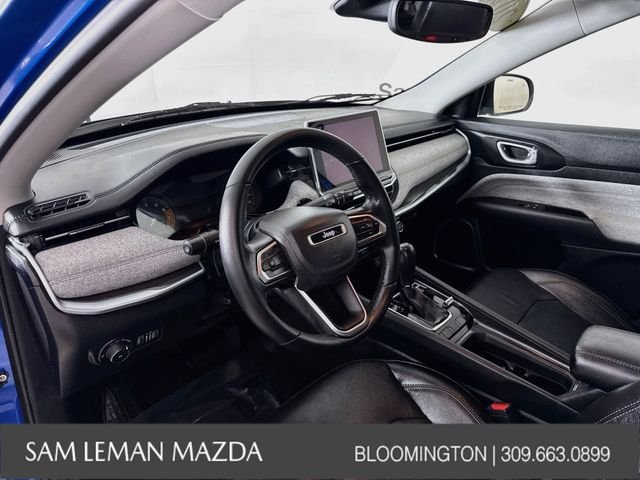 Used 2022 Blue Jeep Latitude Lux image 9