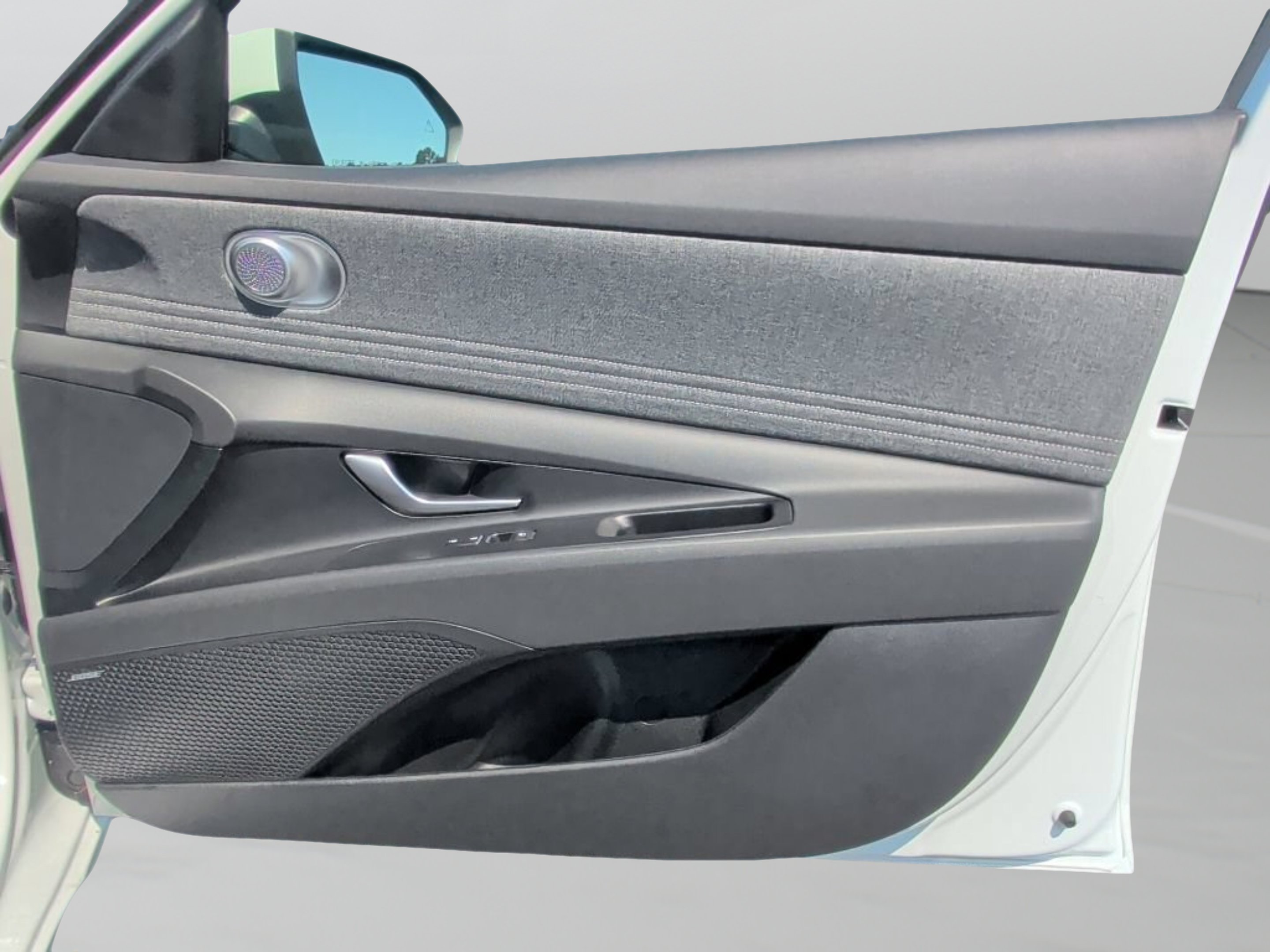 New 2026 Serenity White Hyundai Limited image 46