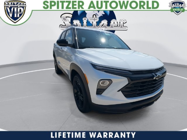 New 2026 Summit White Chevrolet LT image 3