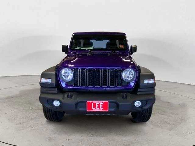 New 2026 Reign Jeep 4-DOOR SPORT image 9
