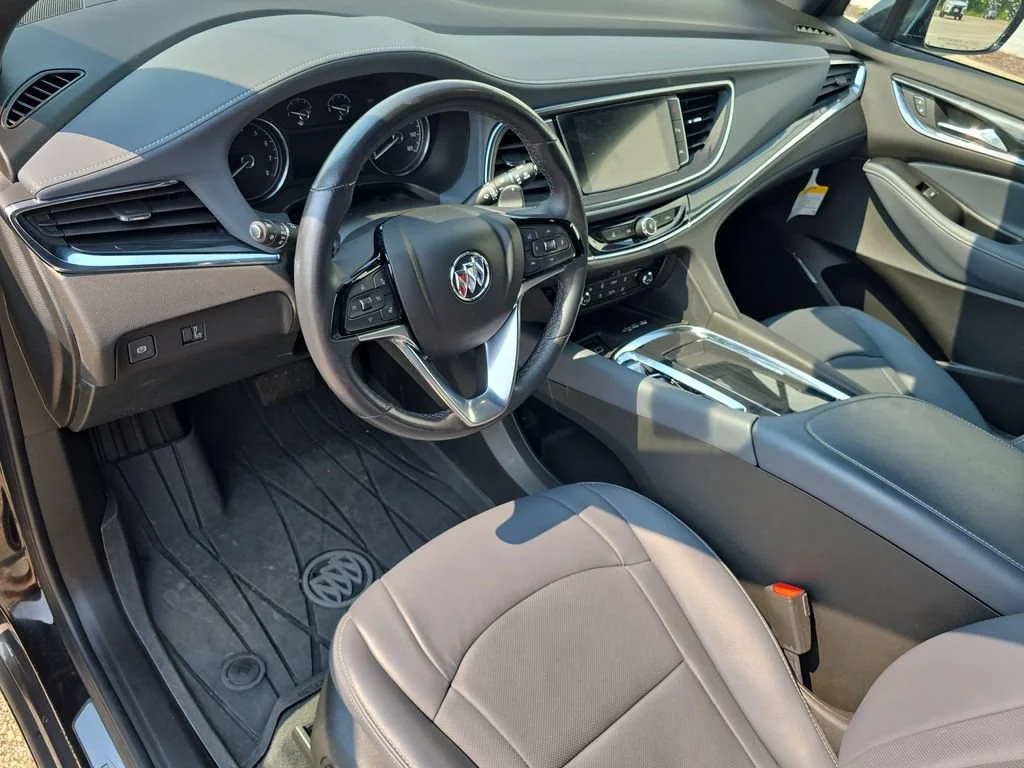 Used 2024 Ebony Twilight Metallic Buick Essence image 10
