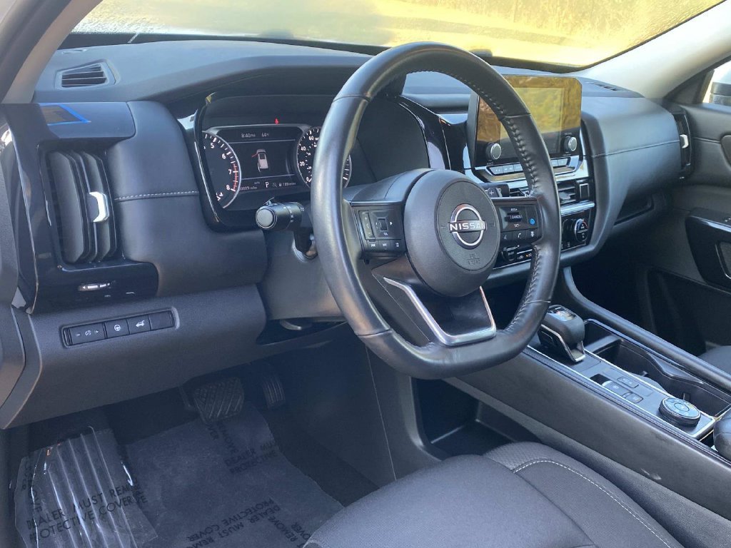Certified Used 2025 Glacier White Nissan SV image 22