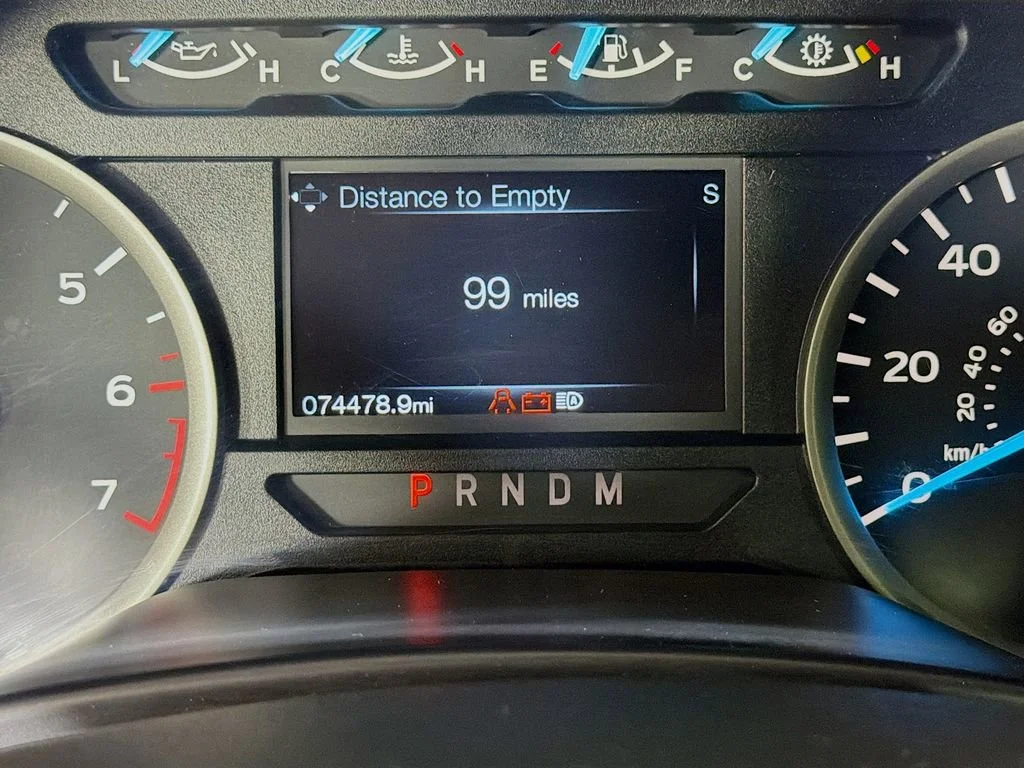 Used 2020  Ford XL image 14