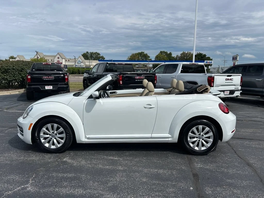 2019 Volkswagen Beetle S - Photo 10