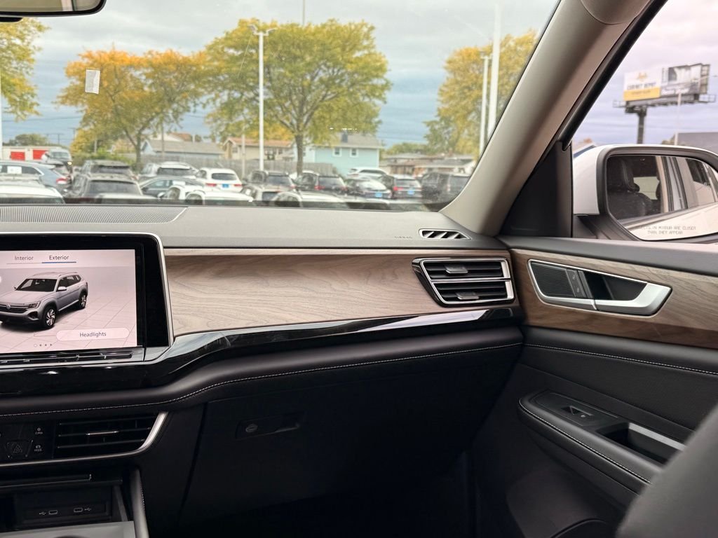 2026 Volkswagen Atlas SE - Photo 16