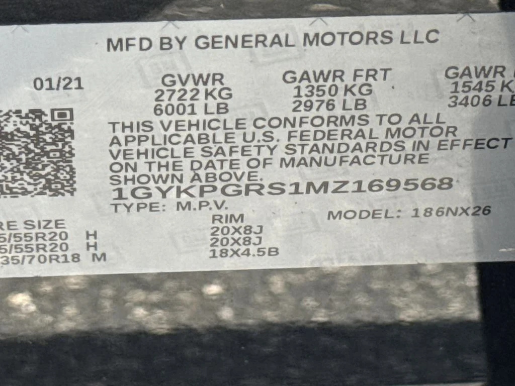 Used 2021 Green Cadillac Sport image 35