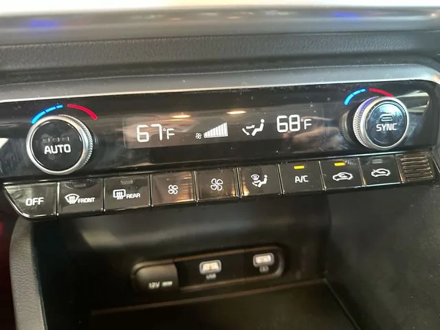 Certified Used 2021 Red Kia LXS image 18