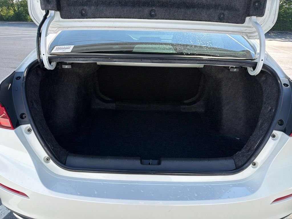 Certified Used 2019 White Orchid Pearl Honda Touring image 21