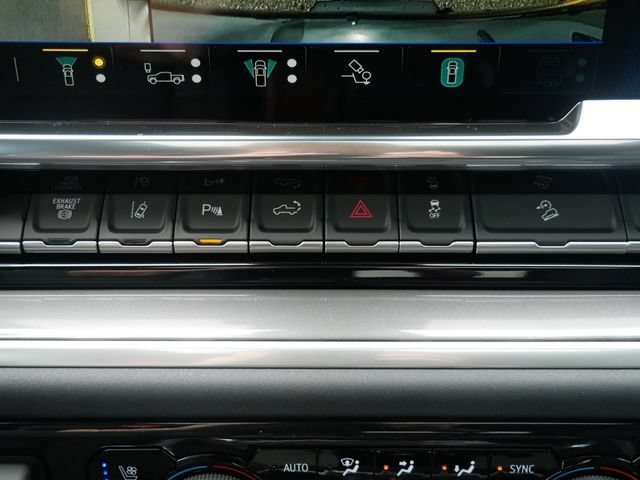 2026 Chevrolet Silverado 3500HD High Country - Photo 14