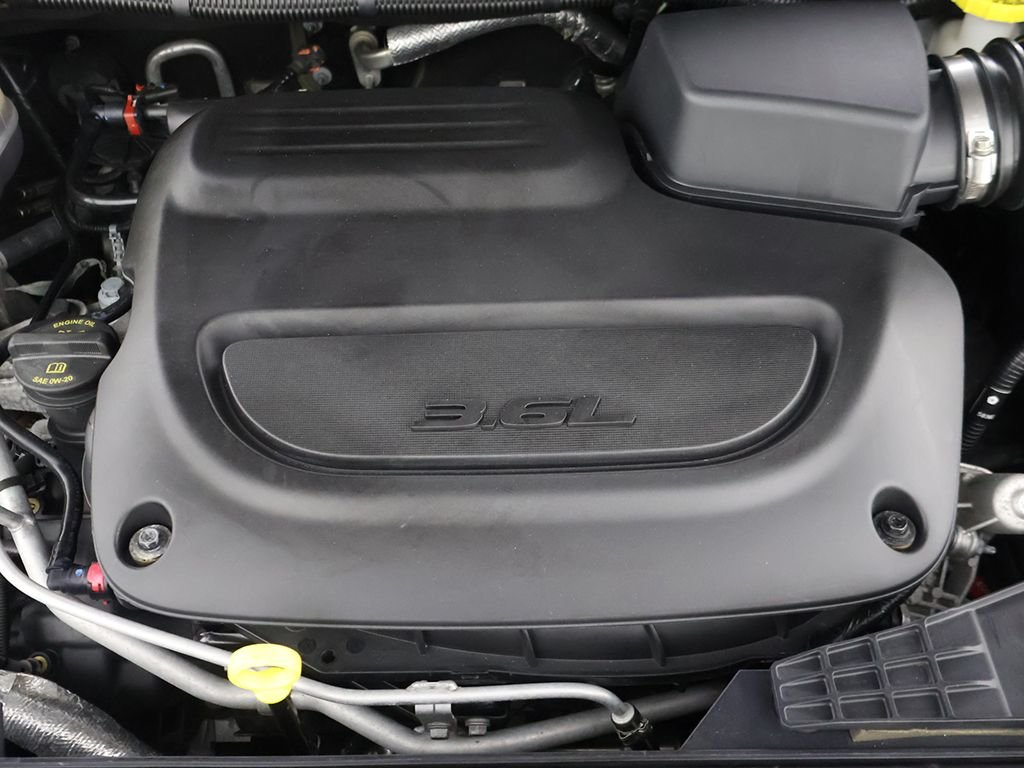 Used 2023 Gray Chrysler Touring L image 21
