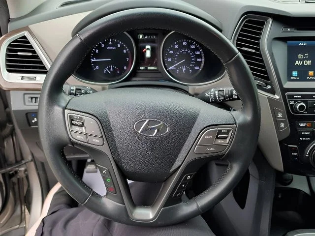 Used 2017 Gray Hyundai 2.4 Base image 20