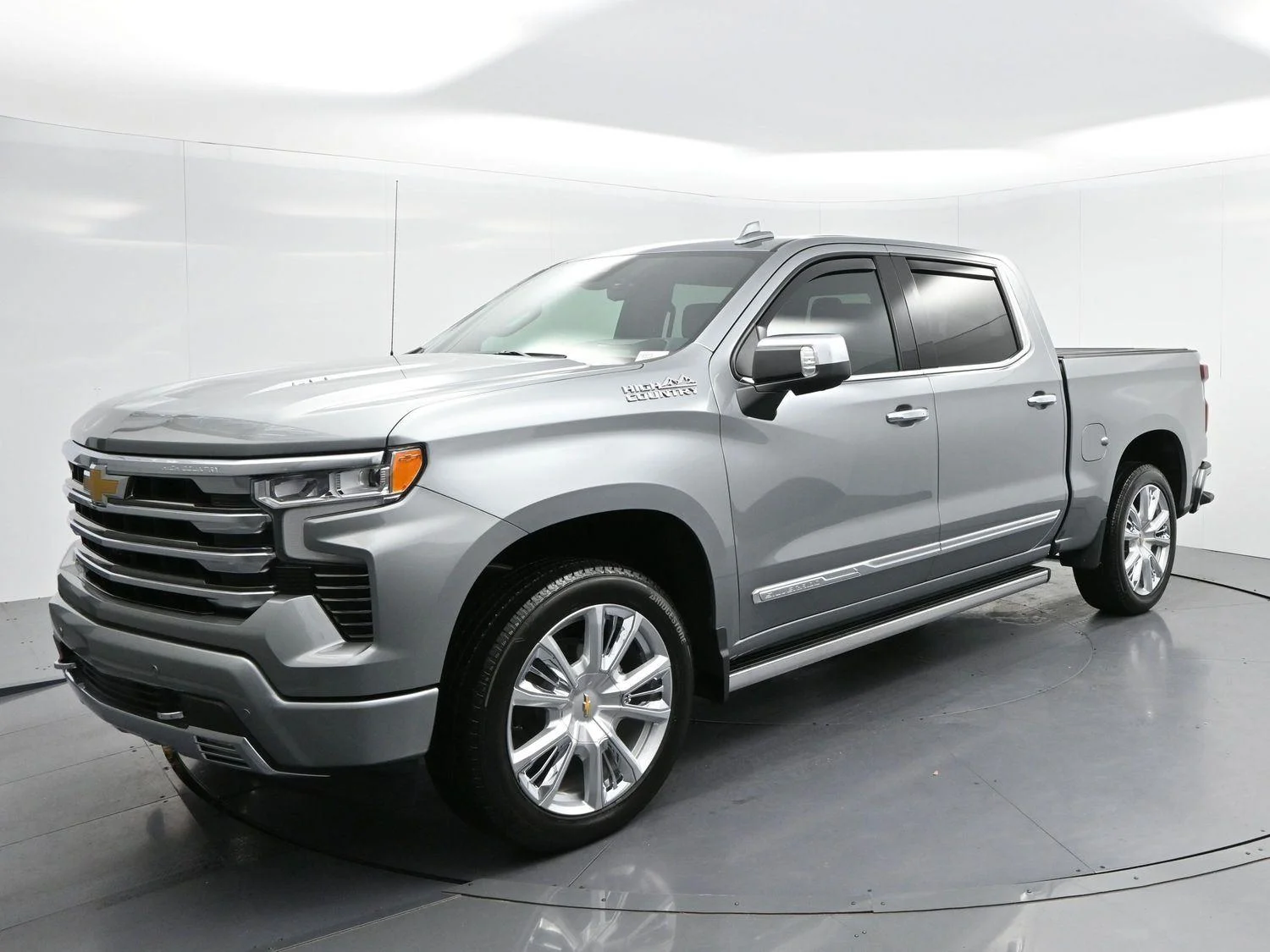 Used 2026 Sterling Gray Metallic Chevrolet High Country image 3
