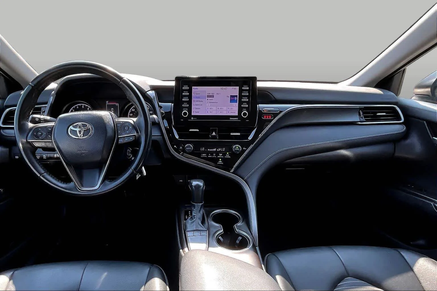 Used 2023 Predawn Gray Mica Toyota SE image 15