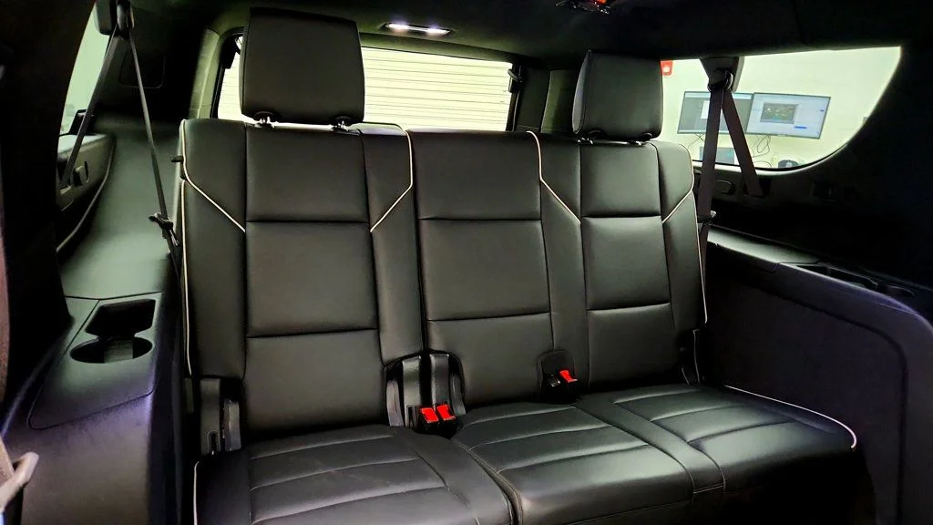 Used 2023 Black Raven Cadillac 4WD 4dr Sport w/ Touring Pkg, Super Cruise & Rear Entertainment image 24