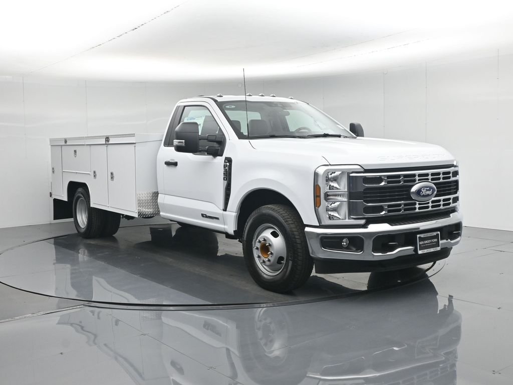 2026 Ford F-350 XL Regular Cab 169-In DRW's photo