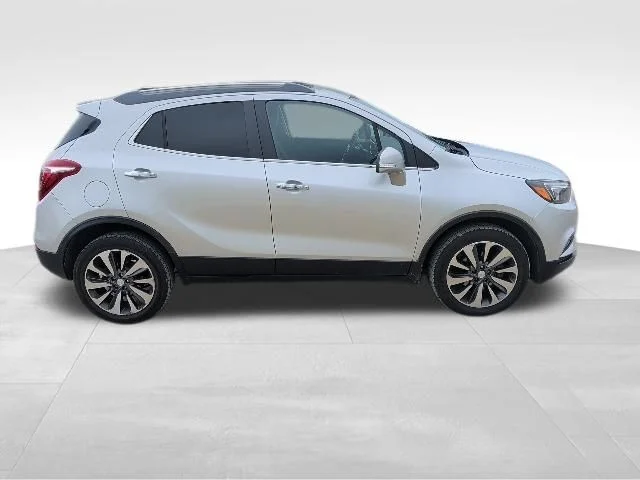Used 2017 Silver Buick Preferred II image 2