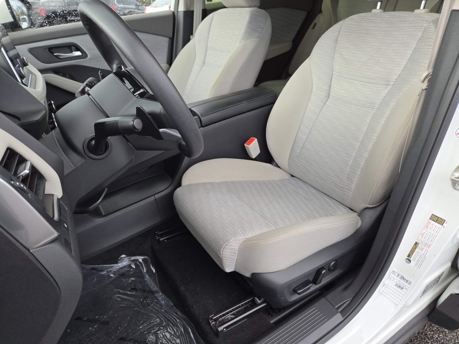 2023 Nissan Rogue SV - Photo 23