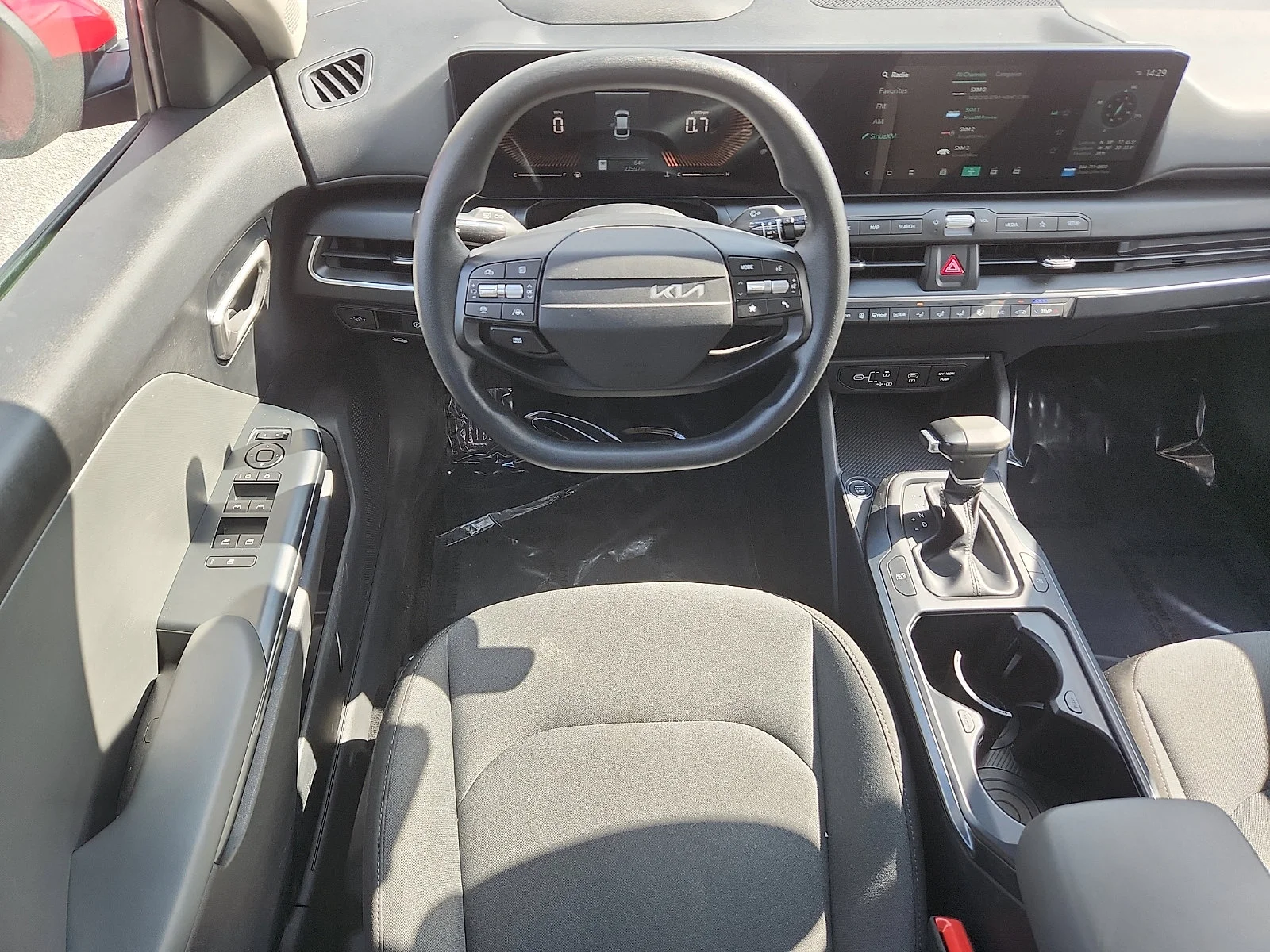 Used 2025 Red Kia LXS image 11