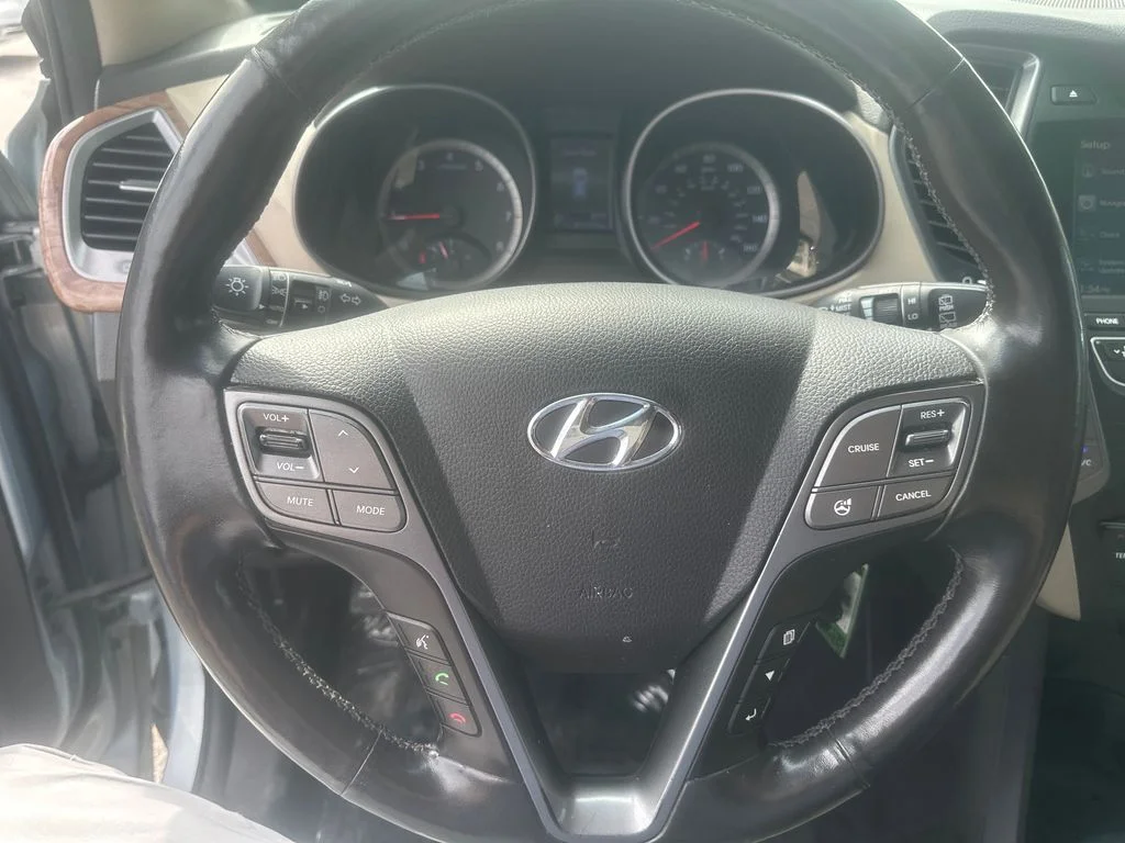 Used 2013 Blue Hyundai GLS image 14