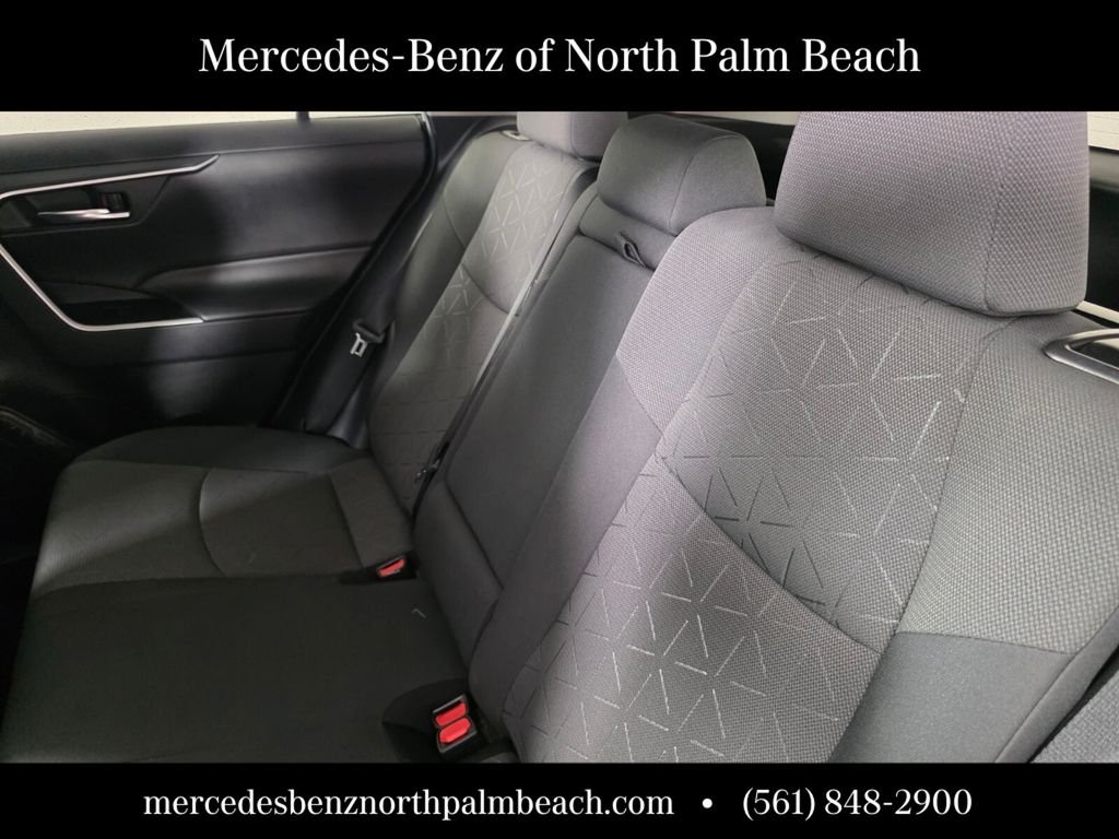 Used 2021 White Toyota XLE image 16