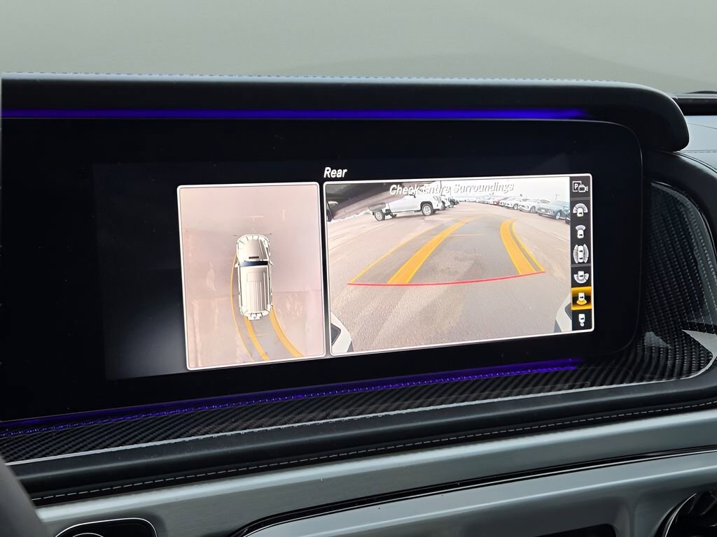 Used 2020 White Mercedes-Benz 4MATIC® image 31