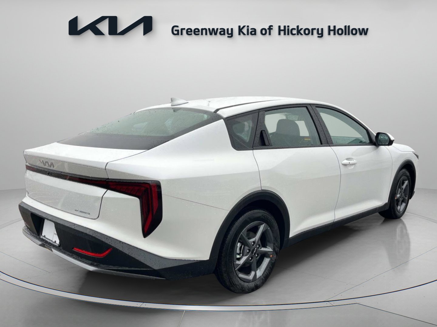 New 2025 Snow White Pearl Kia LXS image 7