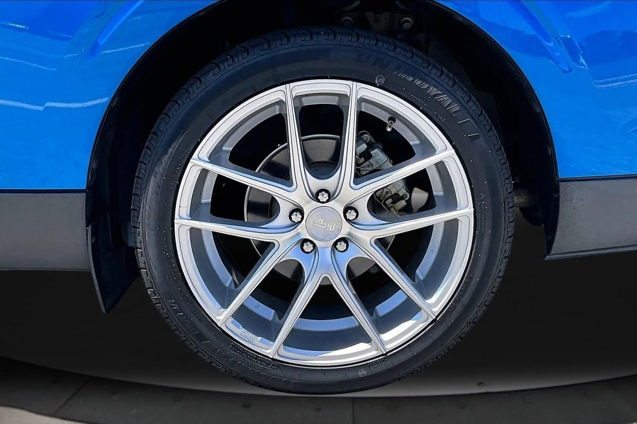 Used 2022 Blue Ford XL image 32