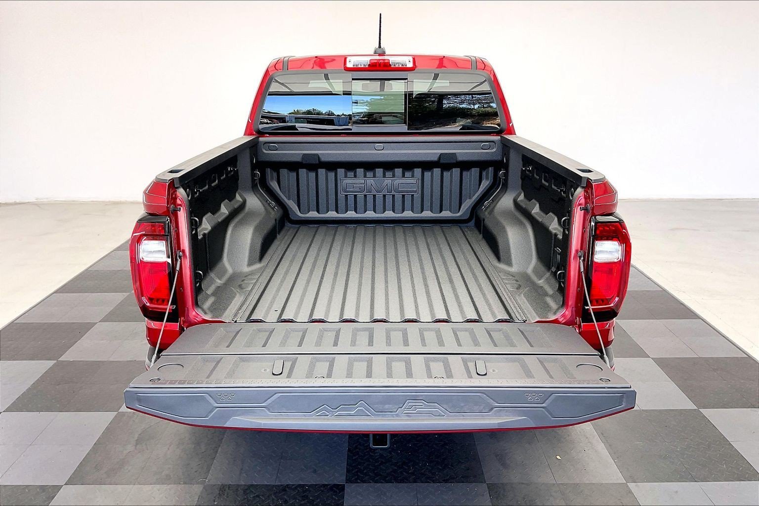 2026 GMC Canyon AT4 - Photo 11
