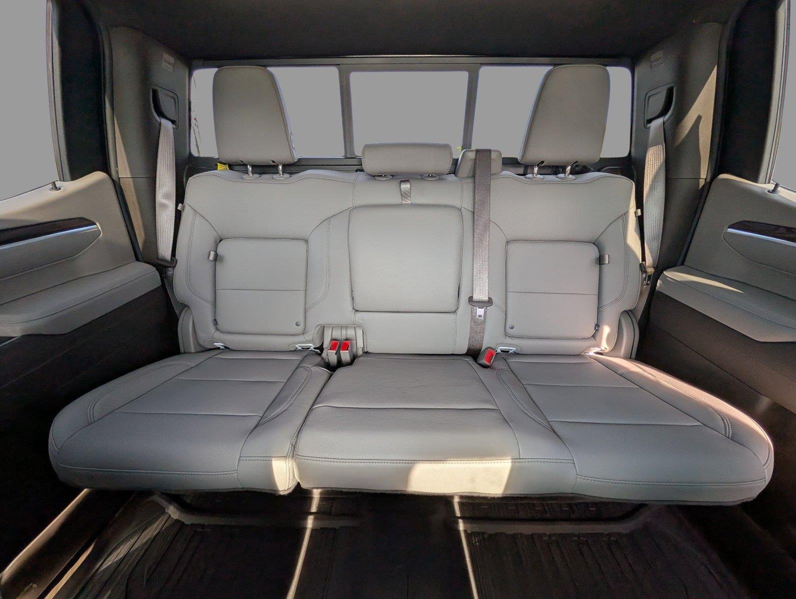 New 2026 Summit White GMC SLT image 14