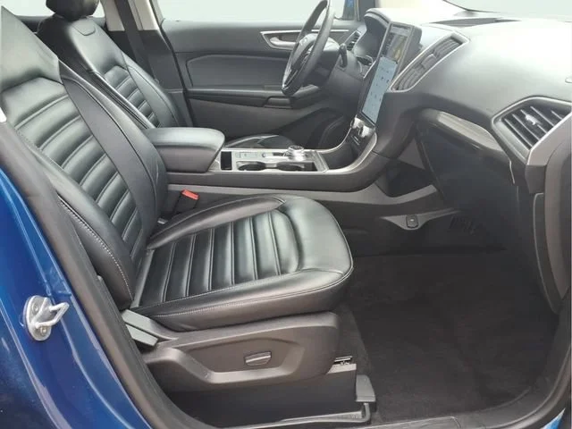 Used 2024  Ford SEL image 20