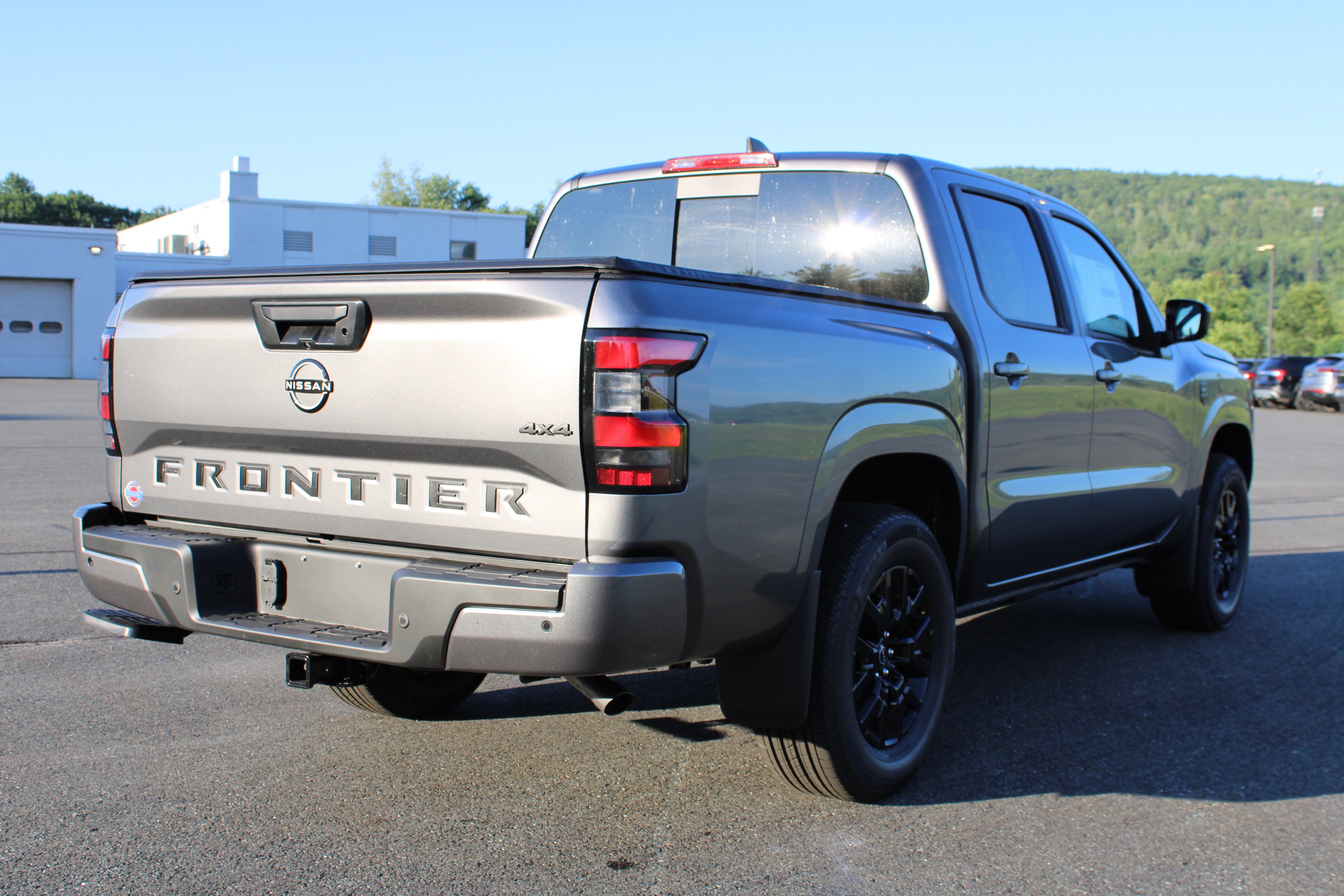 New 2026 Gun Metallic Nissan Crew Cab SV image 7