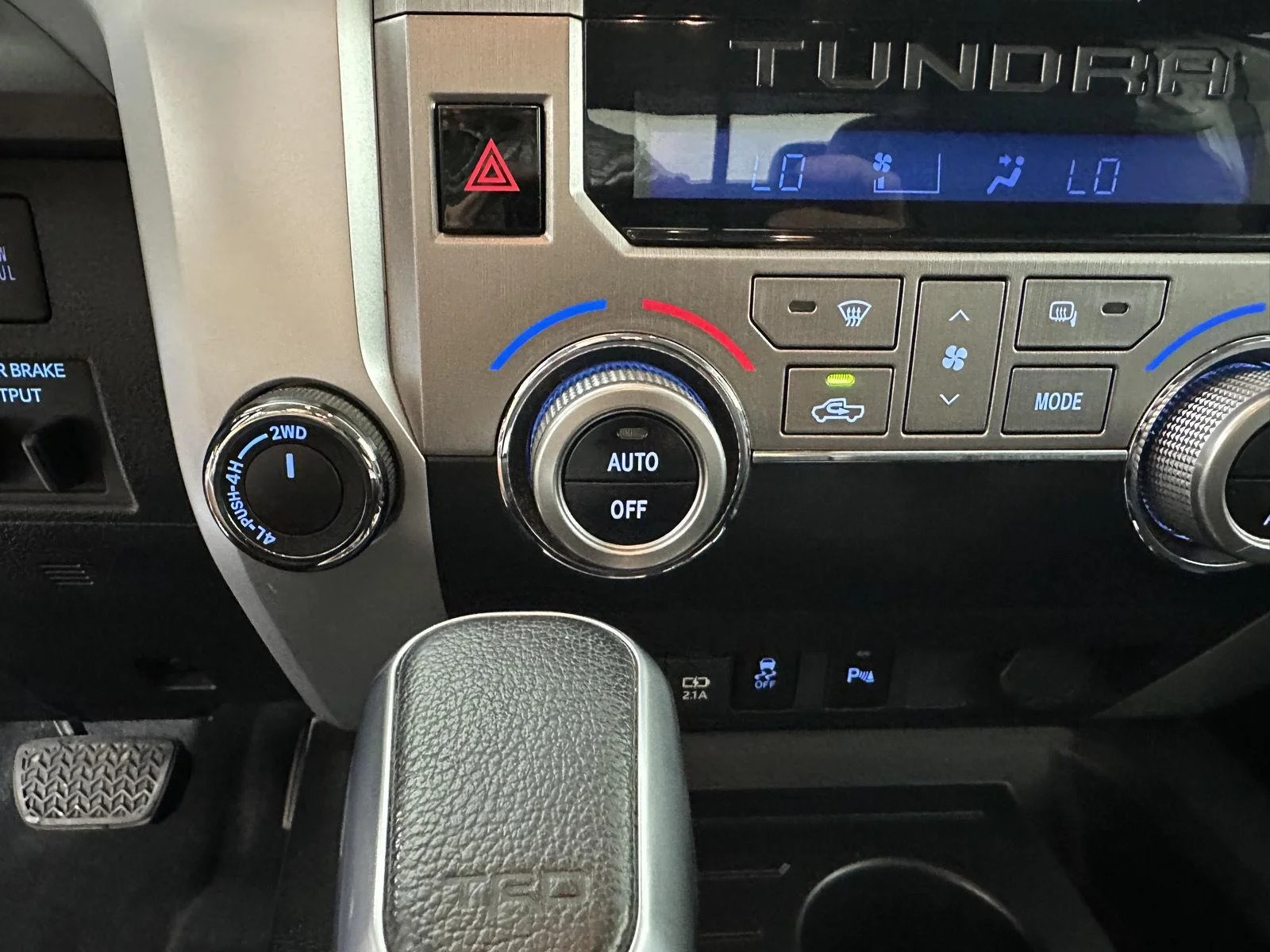 Used 2020 Voodoo Blue Toyota SR5 image 4