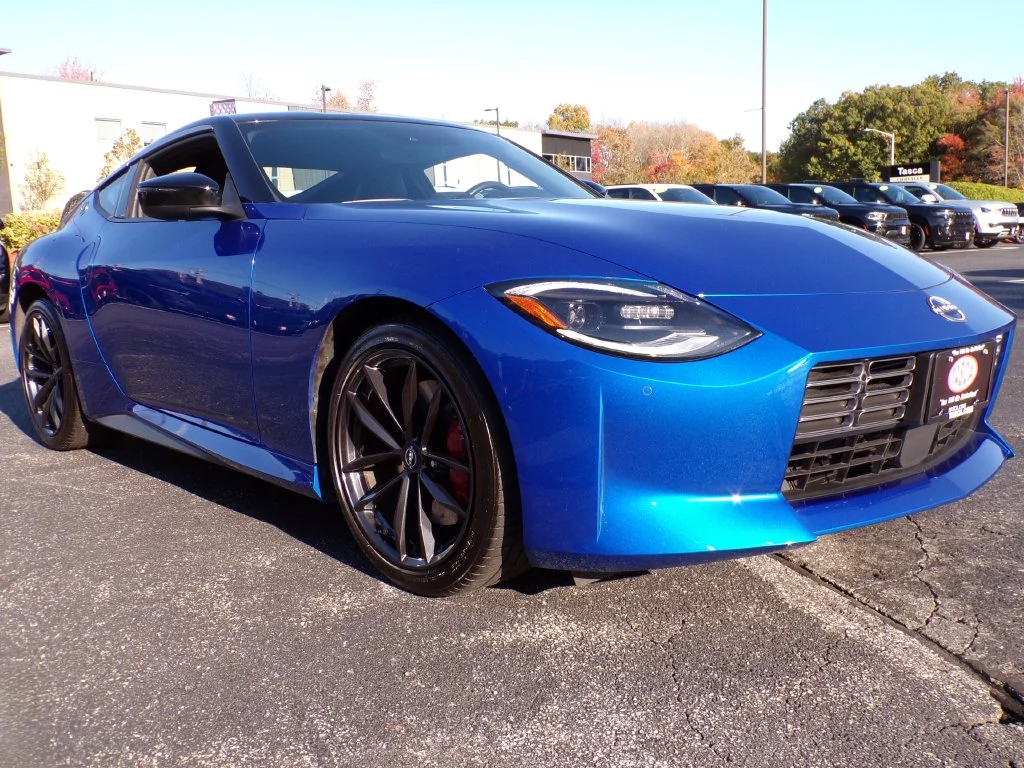 Used 2024 Blue Nissan Performance image 1